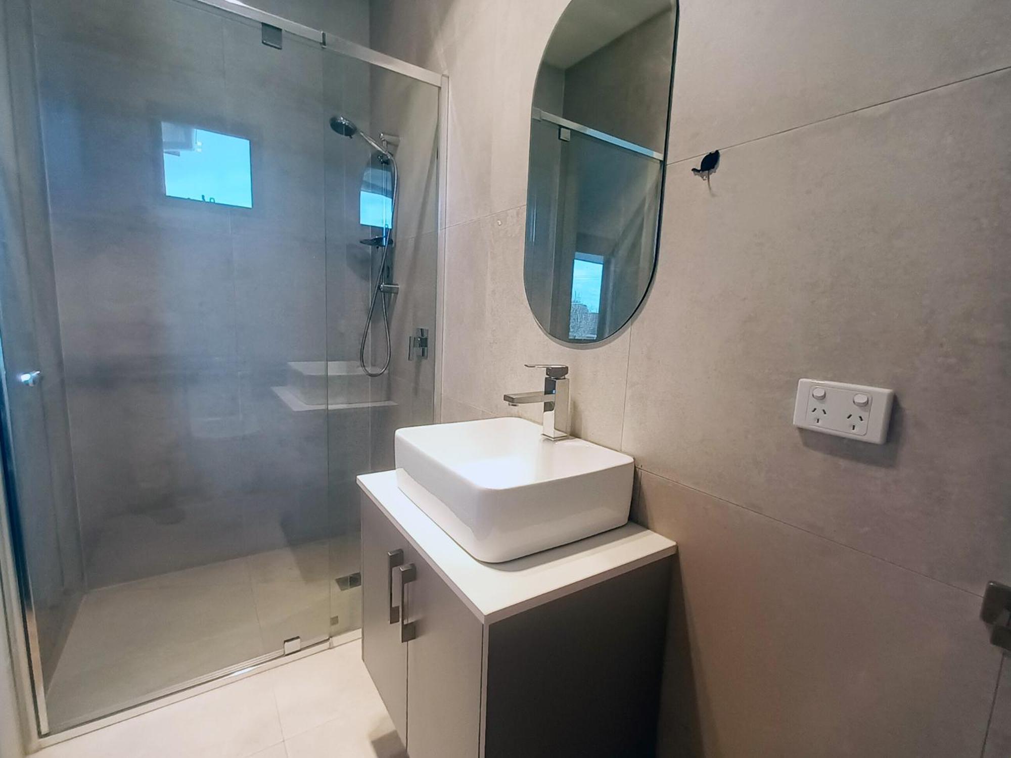 Rosie Townhouse - Modern In Sunshine Holiday home *